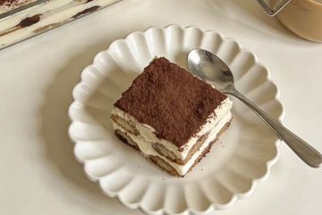 The Ultimate Guide to Tiramisu: Classic Italian Dessert & Recipes